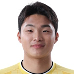 Yun Ki-Wook photo