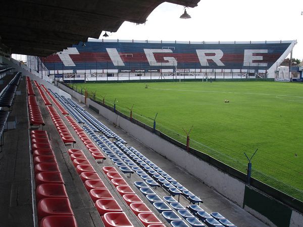 Estadio José Dellagiovanna stadium image