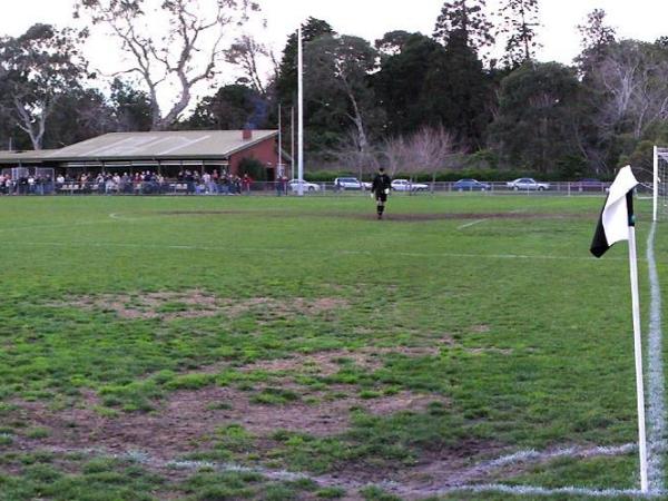 Kevin Bartlett Reserve stadium image