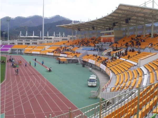 Chuncheon Songam Stadium stadium image
