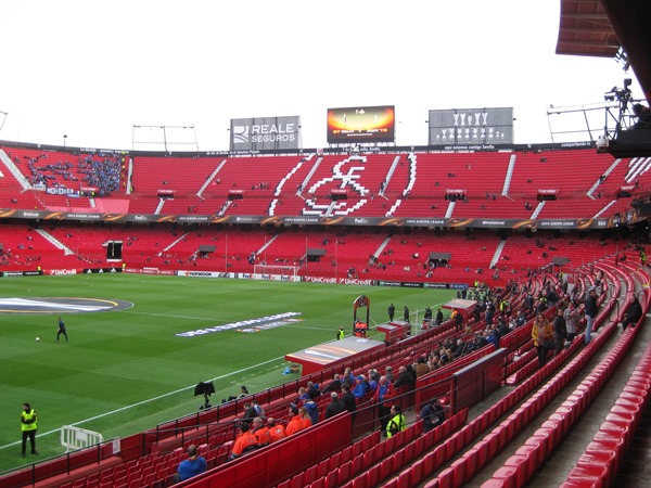 Estadio Ramón Sánchez Pizjuán stadium image