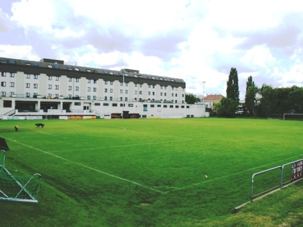 Sportplatz Simmering stadium image