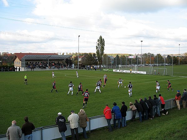 Kunstrasenplatz Hollenbach am Vereinsheim stadium image