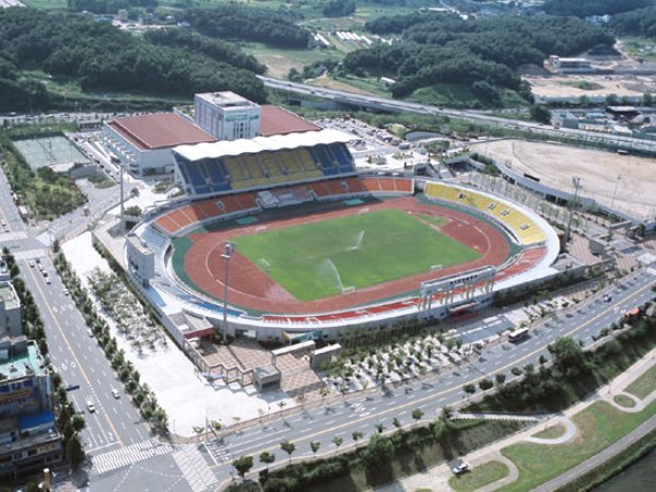 Tancheon Stadium stadium image