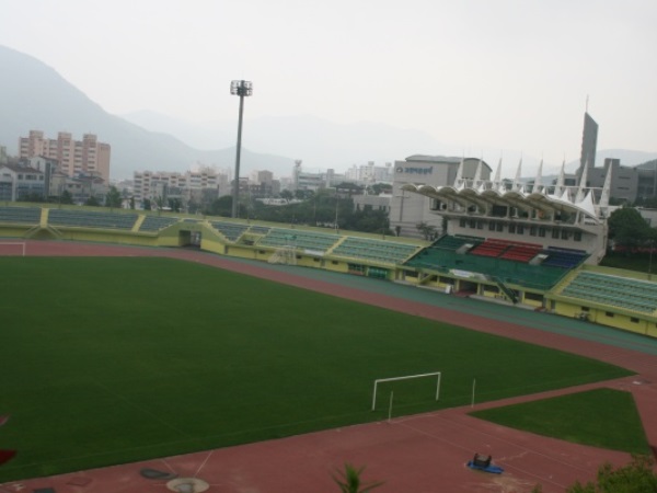 Geoje Stadium stadium image
