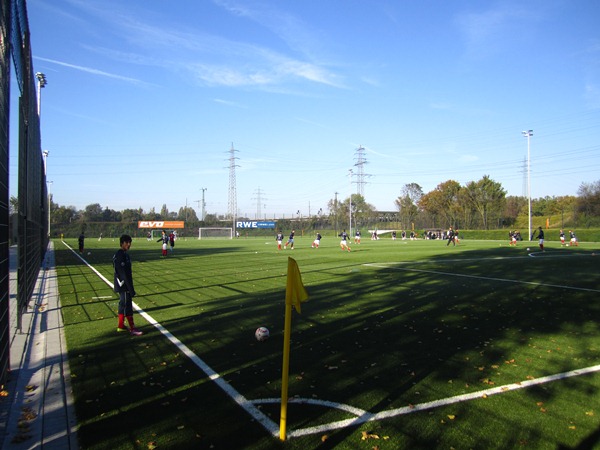 Kunstrasen Nebenplatz Stadion Niederrhein stadium image