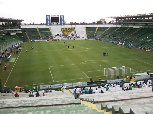 Estadio León (Nou Camp) stadium image