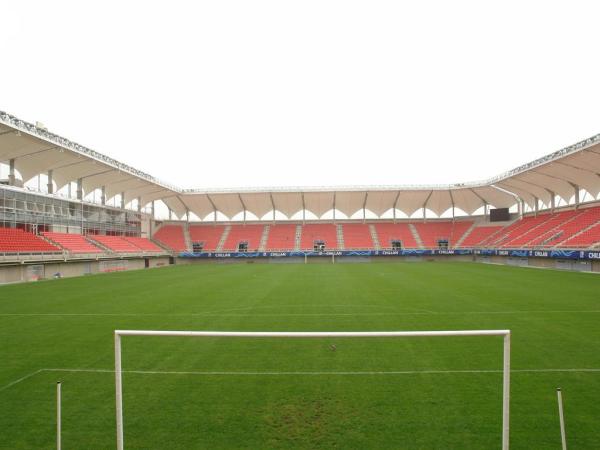 Estadio Bicentenario Municipal Nelson Oyarzún stadium image