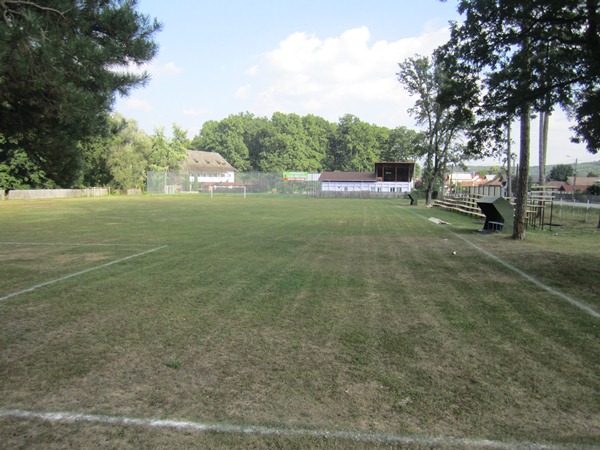 Teren fotbal Nicolae Dobrin - Valea Ursului stadium image