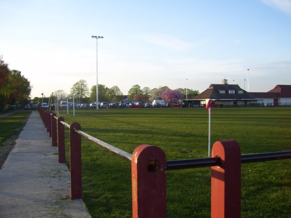 Bedfont Sports Recreation Ground stadium image