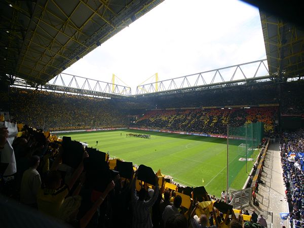 SIGNAL IDUNA PARK stadium image