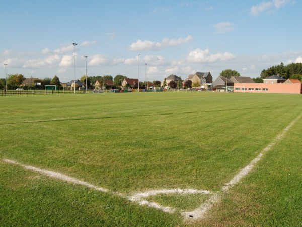 Terrain de Neufvilles stadium image