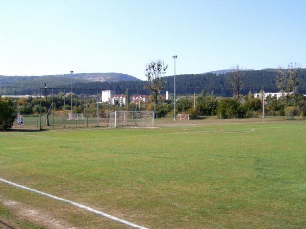 DVTK Edzőcentrum Füves Edzőpálya stadium image